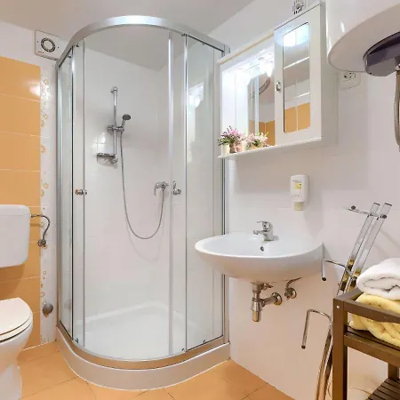 Ivanka By Interhome Cabrunici